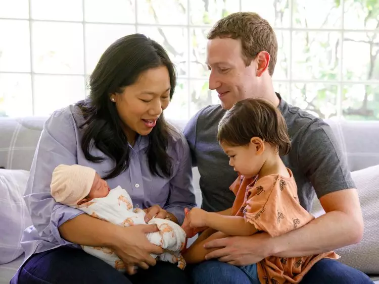 The Zuckerbergs with Max and August