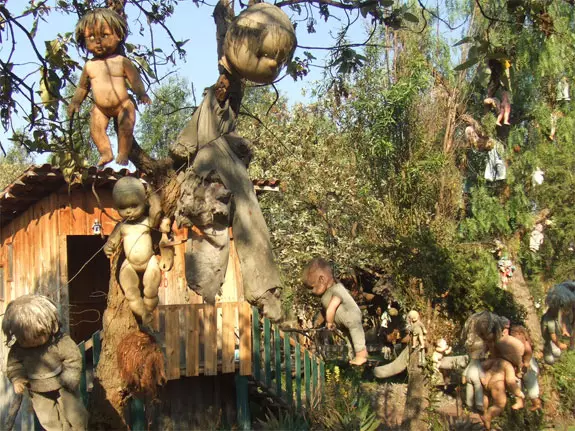 Scariest Destinations - Island of Dolls, Mexico