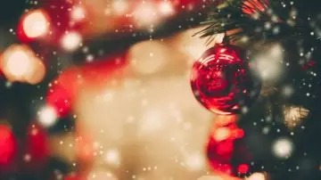 10 Ideas How To Decorate Your Home For Christmas